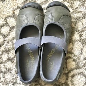 Keen, Women’s Leather Mary Jane’s, size 10.5 (10)